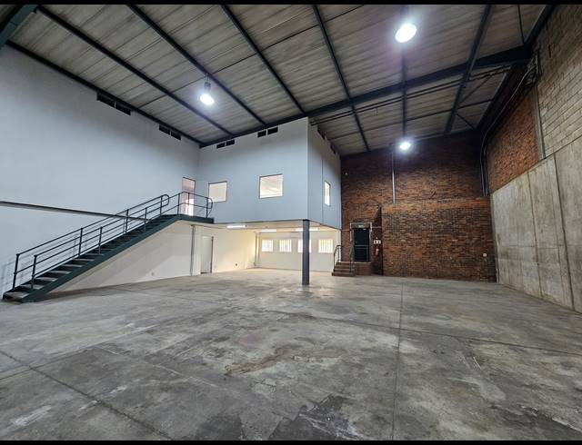 477M² WAREHOUSE TO LET IN LINBRO PARK